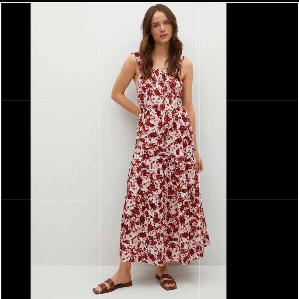 Backless maxi dress